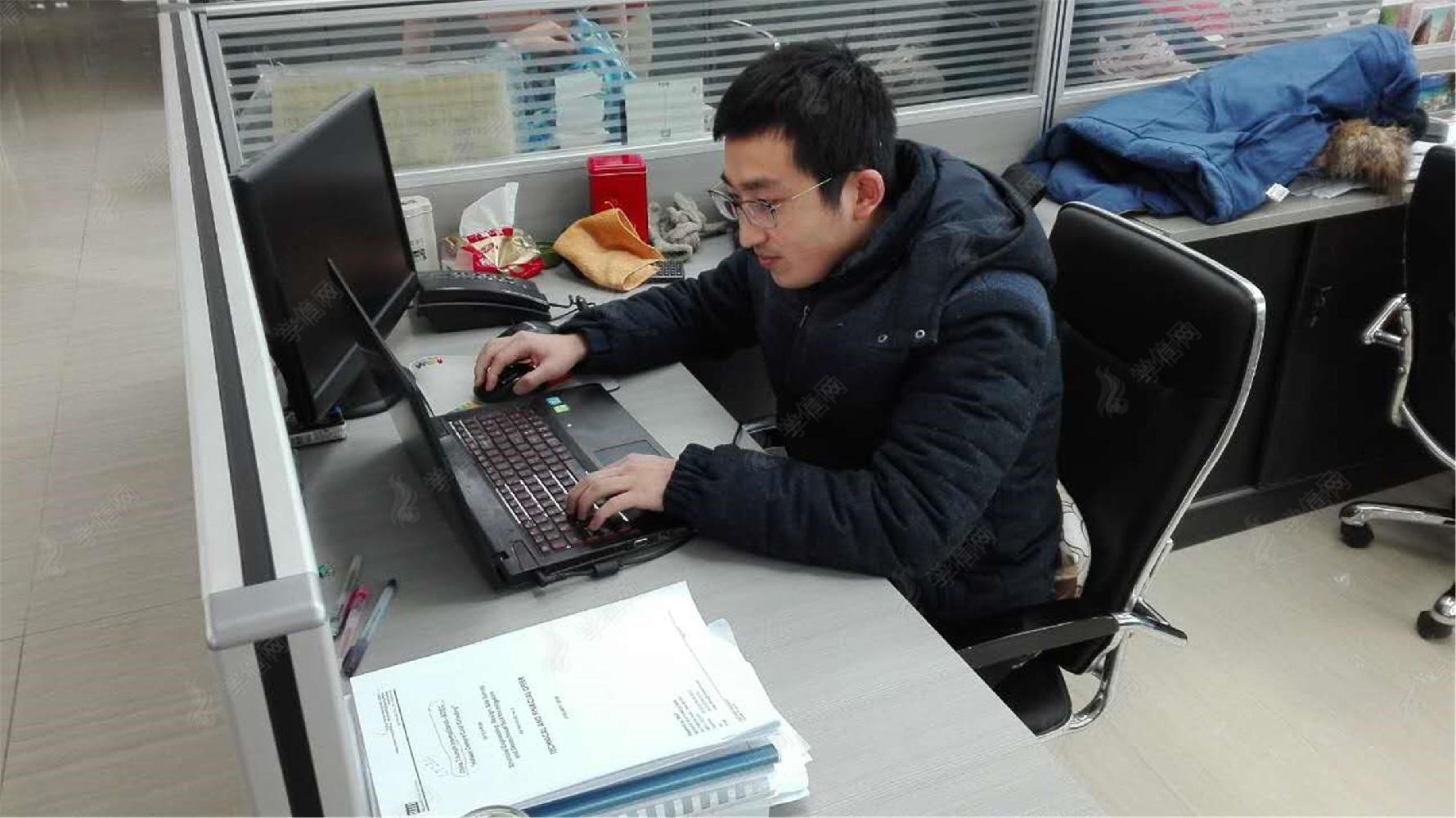 施工员